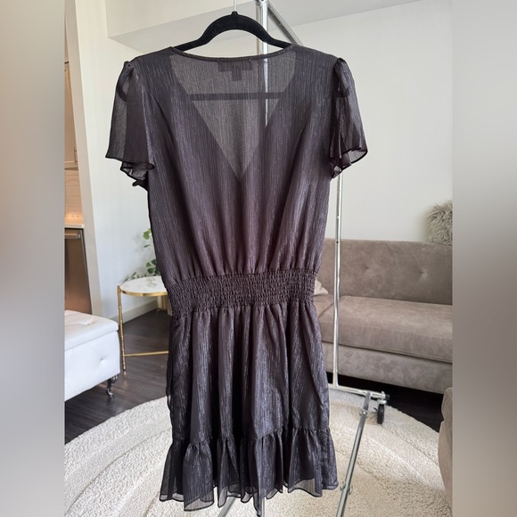 Michael Kors Black Metallic Crinkled Georgette Ruffled Wrap Dress Size Medium - Picture 6 of 11